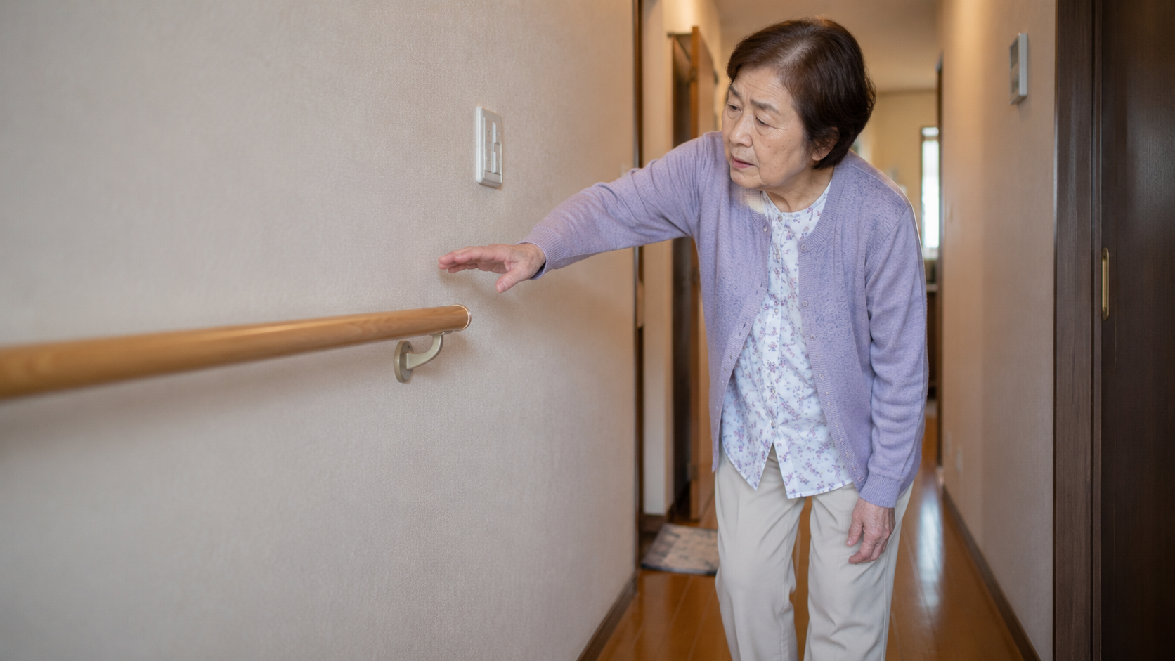 「手すりをつければ安心」は本当か？訪問リハビリで見た、手すりにまつわる3つの誤解